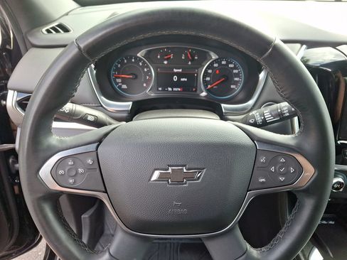 Certified 2023 Chevrolet Traverse LT FWD image 16