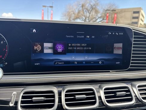 Used 2024 Mercedes-Benz Maybach GLS 600 4MATIC image 26