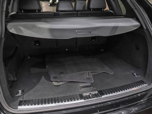 Used 2018 Porsche Cayenne image 50