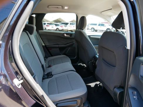 Certified 2021 Ford Escape SE w/ Cold Weather Package AWD/4WD image 9