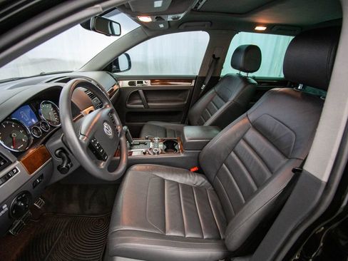 Used 2008 Volkswagen Touareg V10 TDI image 18