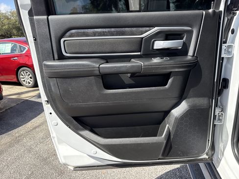 Used 2024 RAM 2500 Big Horn w/ Off Road Package image 30