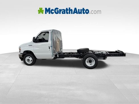 New 2026 Ford E-350 and Econoline 350 Super Duty w/ Ambulance Prep Package RWD image 7