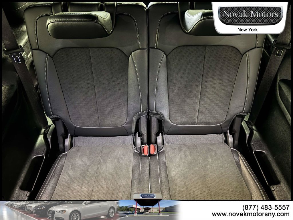 Used 2023 Jeep Grand Cherokee L Laredo AWD/4WD image 14