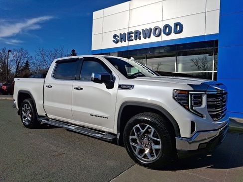 Used 2024 GMC Sierra 1500 SLT w/ SLT Premium Plus Package image 1