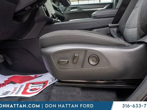 Used 2025 GMC Acadia Elevation image 15