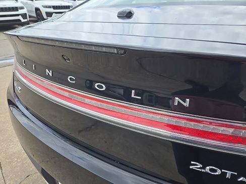 Used 2020 Lincoln MKZ AWD w/ Convenience Package image 20