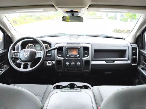 Used 2018 RAM 2500 Tradesman w/ Chrome Appearance Group image 18