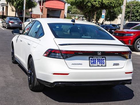 Used 2025 Honda Accord Sport image 13