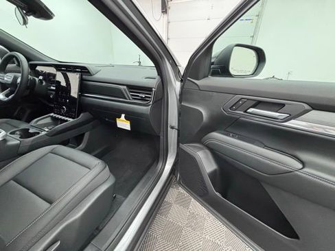 New 2026 GMC Terrain Elevation w/ Elevation Premium Package image 35