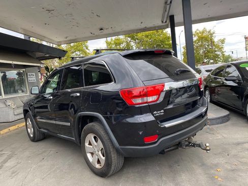 Used 2013 Jeep Grand Cherokee Limited w/ Luxury Group II image 29