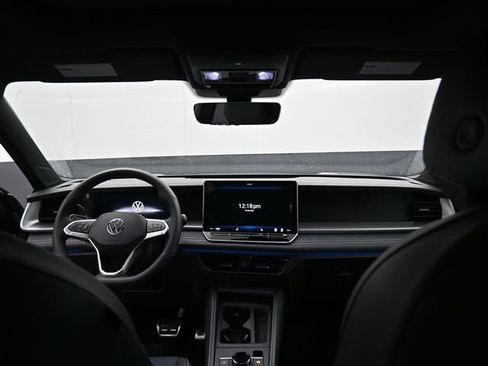 New 2026 Volkswagen Tiguan SE R-Line AWD/4WD image 10