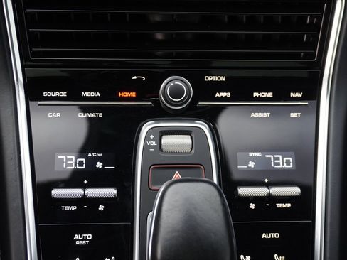 Used 2019 Porsche Panamera Turbo image 67