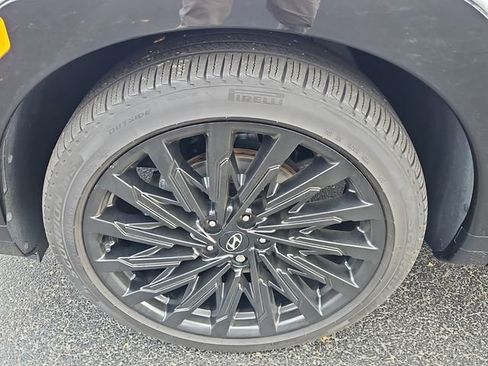 Certified 2024 Hyundai Santa Fe Calligraphy image 10