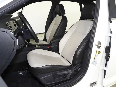 Used 2019 Volkswagen Jetta R-Line FWD image 22