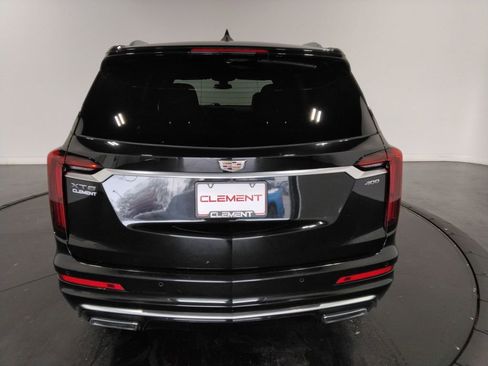Used 2022 Cadillac XT6 Premium Luxury image 7
