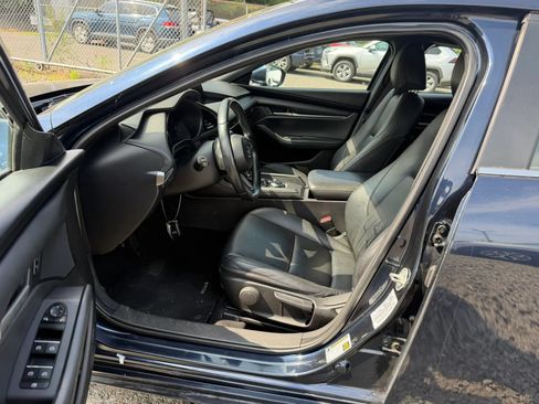 Used 2020 MAZDA MAZDA3 Hatchback FWD image 21