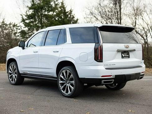 Used 2026 Cadillac Escalade Luxury w/ Touring Package image 6
