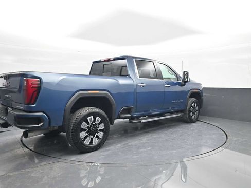 New 2026 GMC Sierra 2500 Denali w/ Denali Reserve Package image 8