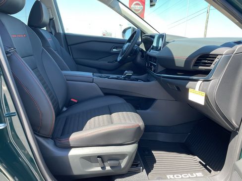 New 2026 Nissan Rogue SV AWD/4WD image 23
