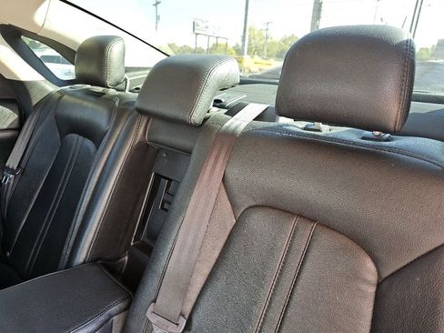 Used 2015 Lincoln MKZ AWD image 32