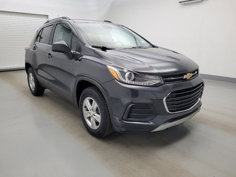 Used 2017 Chevrolet Trax LT AWD/4WD image 13