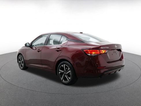 Used 2025 Nissan Sentra SV FWD image 6