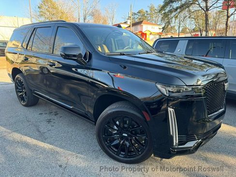 Used 2023 Cadillac Escalade Sport w/ LPO, ONYX Package image 2