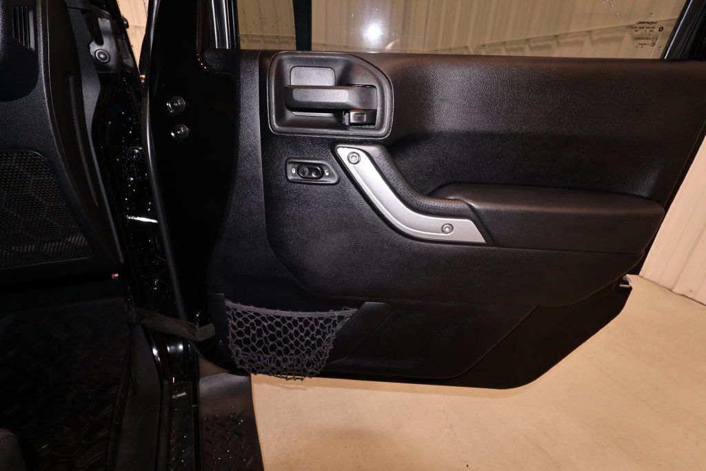 Used 2012 Jeep Wrangler Sahara w/ Dual Top Group AWD/4WD image 13