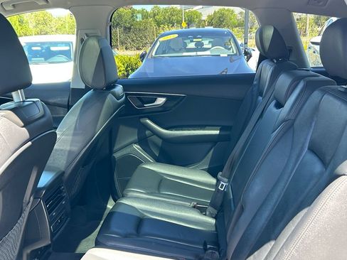Used 2022 Audi Q7 3.0T Premium Plus AWD/4WD image 29
