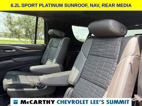 Used 2022 Cadillac Escalade ESV Sport Platinum w/ LPO, ONYX Package AWD/4WD image 49