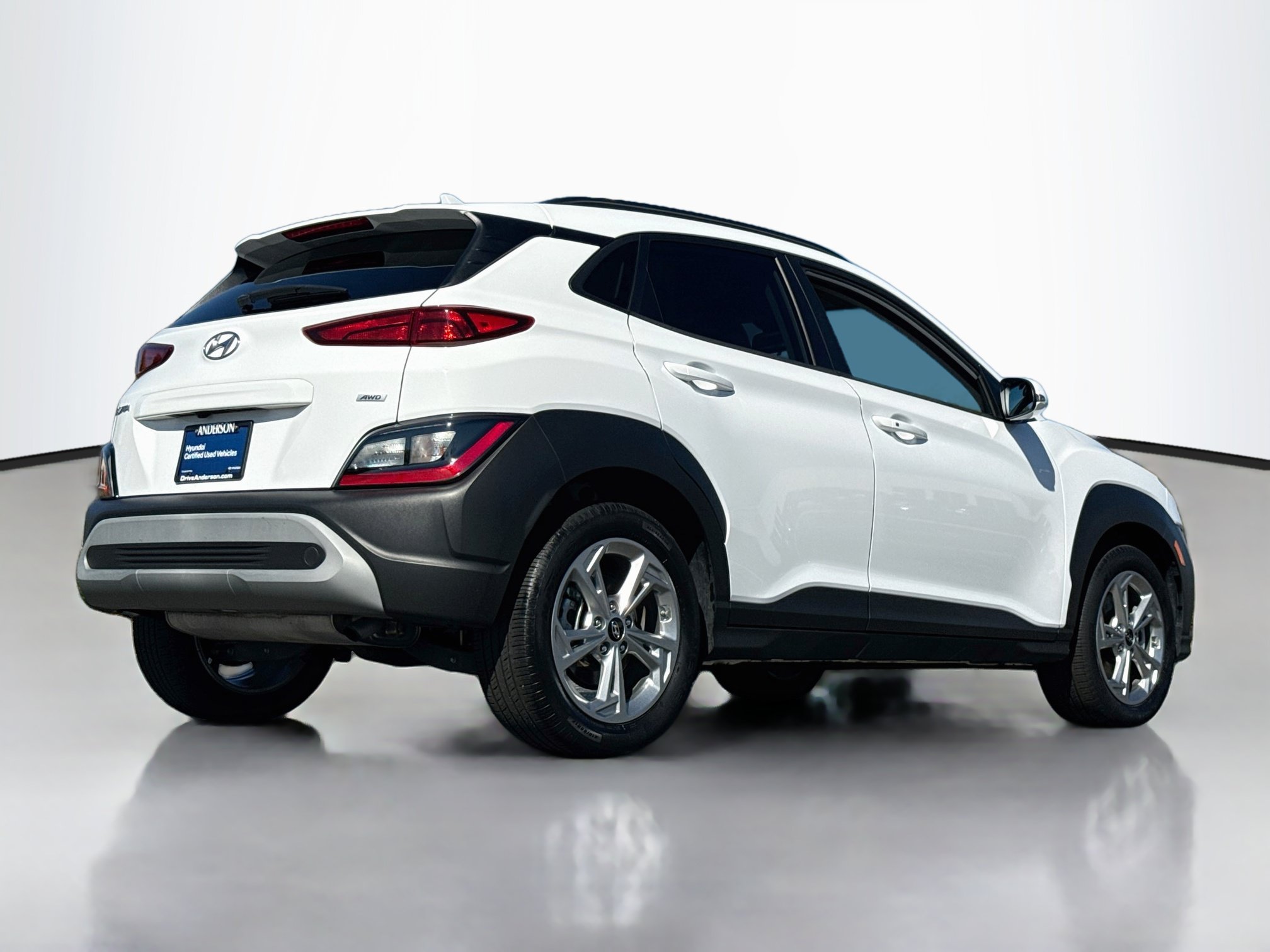 Certified 2023 Hyundai Kona SEL AWD/4WD image 7