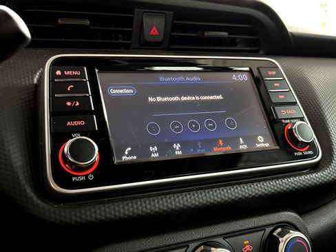 Used 2021 Nissan Kicks S image 6