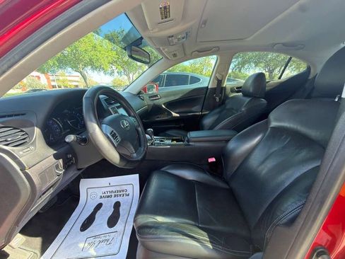 Used 2011 Lexus IS 250 w/ Premium Pkg Value Edition image 10