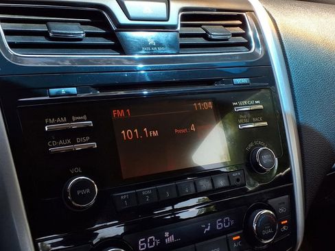 Used 2013 Nissan Altima 2.5 SL FWD image 8