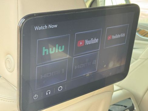 Used 2022 Cadillac Escalade Premium Luxury Platinum image 20