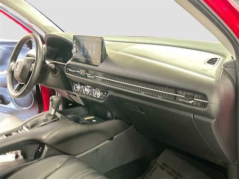 Used 2024 Honda HR-V EX-L image 29