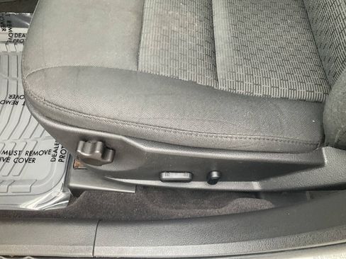 Used 2012 Ford Fusion SE FWD image 11