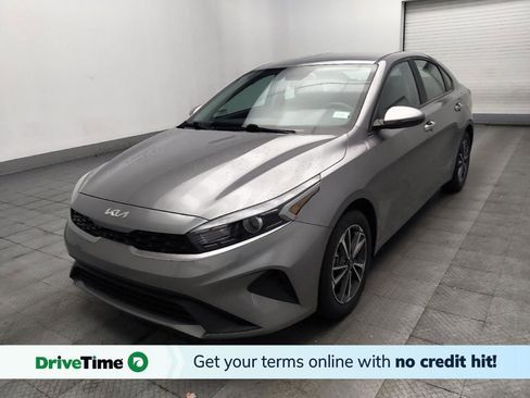 Used 2024 Kia Forte LXS w/ LXS Technology Package FWD image 1