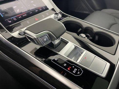 New 2025 Audi Q8 Prestige image 34