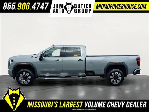 Used 2024 GMC Sierra 2500 Denali w/ Denali Reserve Package image 2
