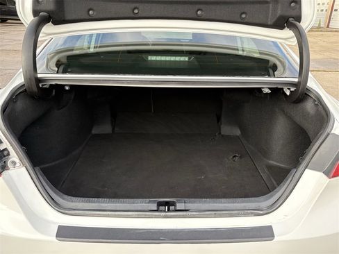 Used 2022 Toyota Camry SE image 26
