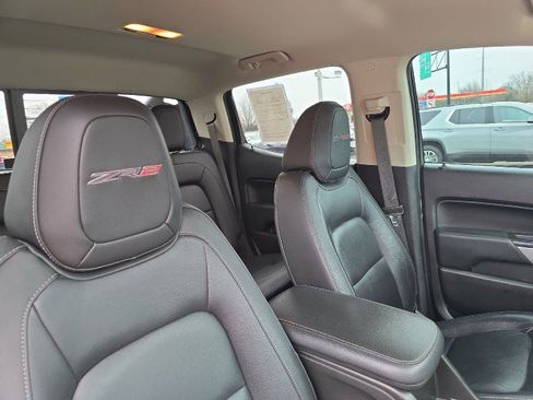 Used 2018 Chevrolet Colorado ZR2 w/ ZR2 Dusk Special Edition image 48