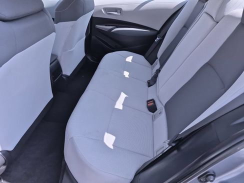 Used 2021 Toyota Corolla LE w/ Carpet Mat Package (TMS) FWD image 19