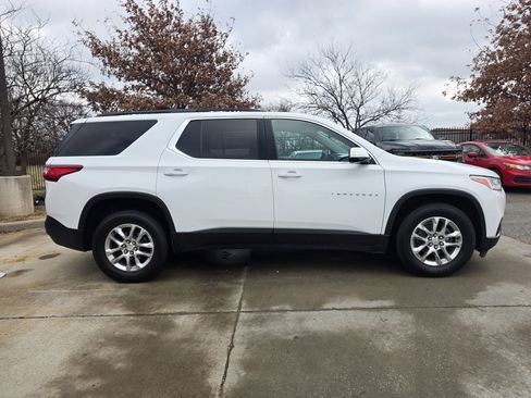 Used 2019 Chevrolet Traverse LT image 8
