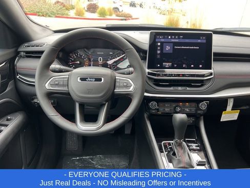 New 2026 Jeep Compass Trailhawk image 19