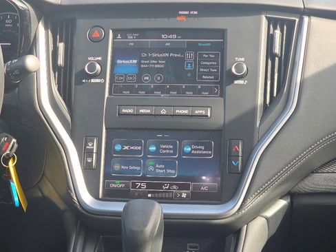 Certified 2023 Subaru Outback 2.5i image 3