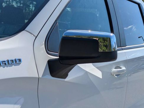 Used 2025 Chevrolet Silverado 1500 LT AWD/4WD image 11