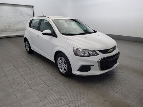 Used 2020 Chevrolet Sonic LT image 13