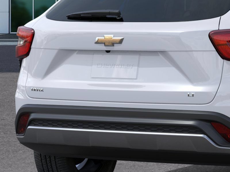 New 2026 Chevrolet Trax LT w/ LT Convenience Package FWD image 14